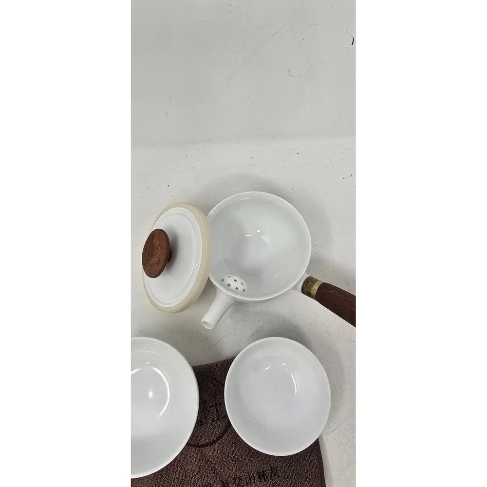 Kei She portable ceramic travel tea set w/teapot cup & protective carrying case